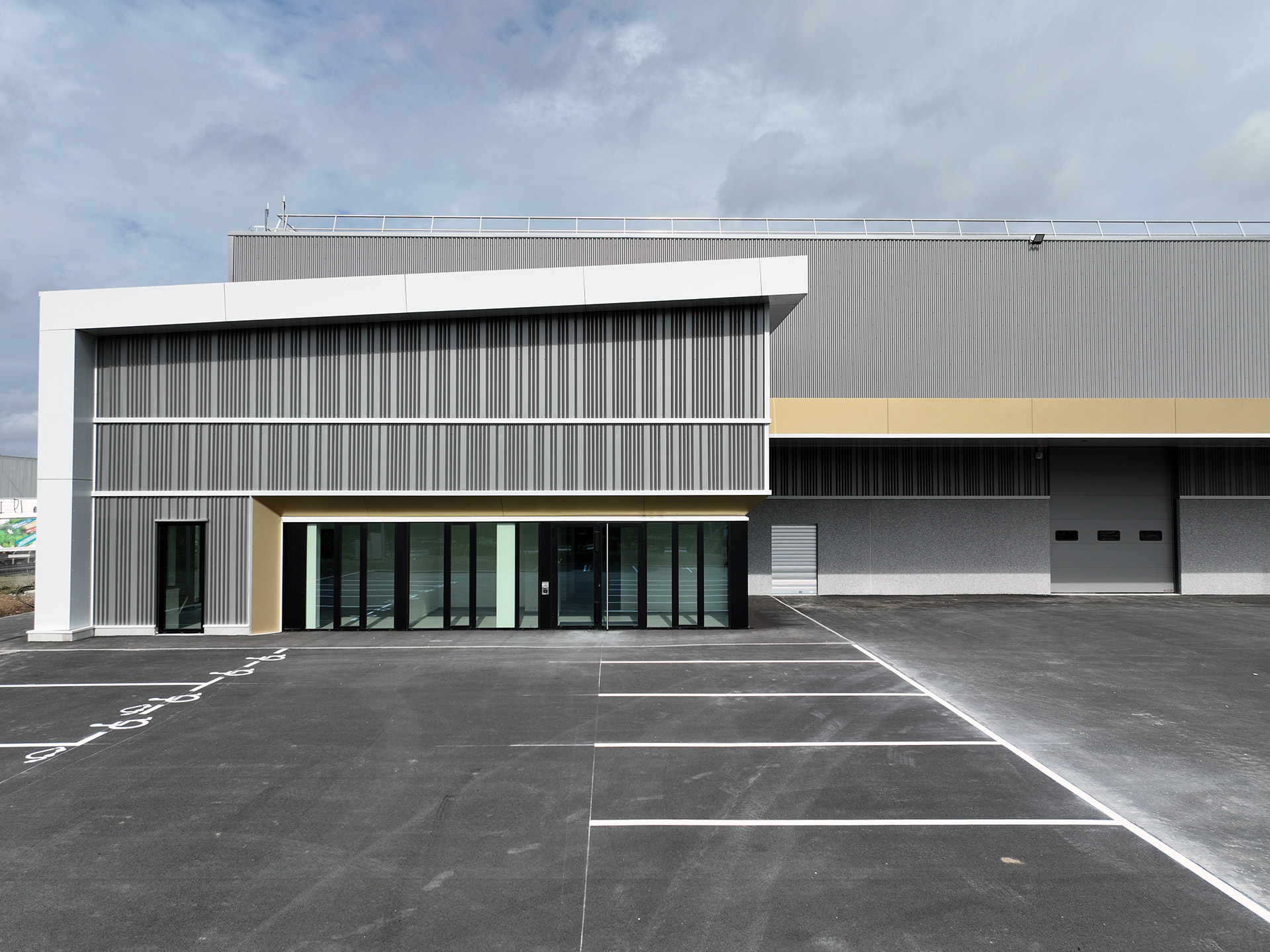 Pilkington Liévin 2025 Industrie Bâtiment d’activité Immeuble d’entreprise Immeuble industriel Bureau Maitrise d’œuvre Ingénierie Construction Rénovation Réhabilitation