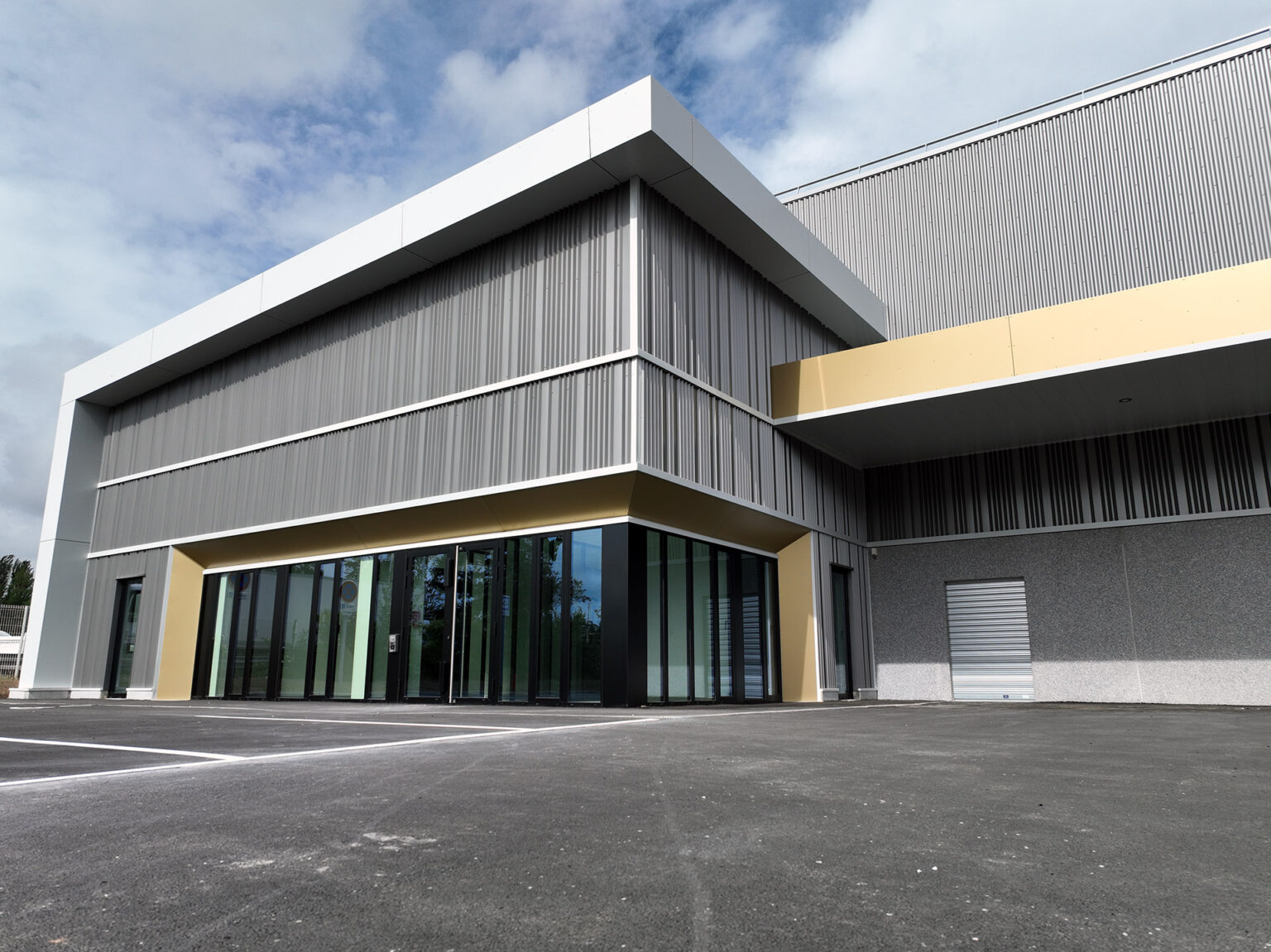 Pilkington Liévin 2025 Industrie Bâtiment d’activité Immeuble d’entreprise Immeuble industriel Bureau Maitrise d’œuvre Ingénierie Construction Rénovation Réhabilitation