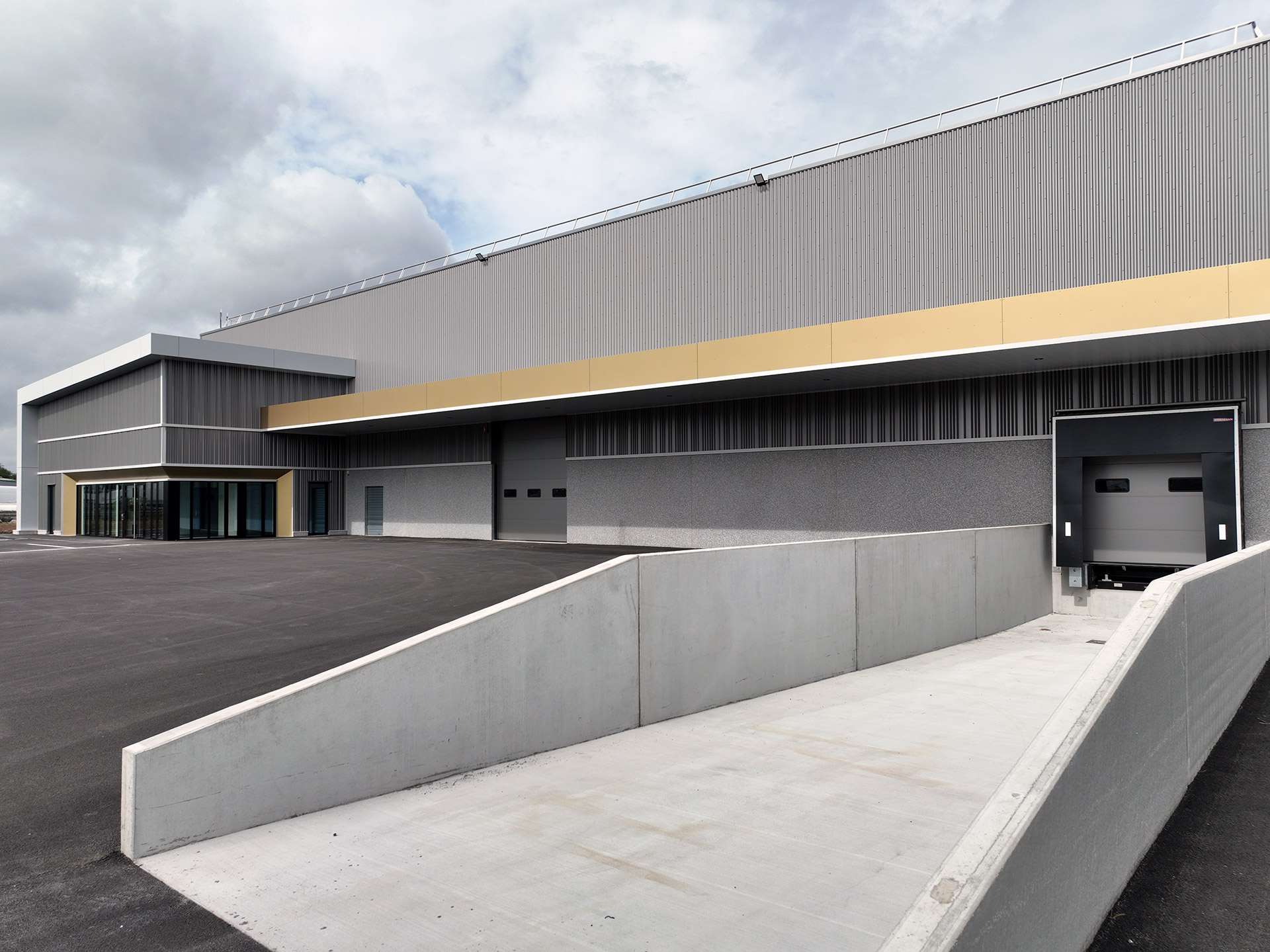 Pilkington Liévin 2025 Industrie Bâtiment d’activité Immeuble d’entreprise Immeuble industriel Bureau Maitrise d’œuvre Ingénierie Construction Rénovation Réhabilitation