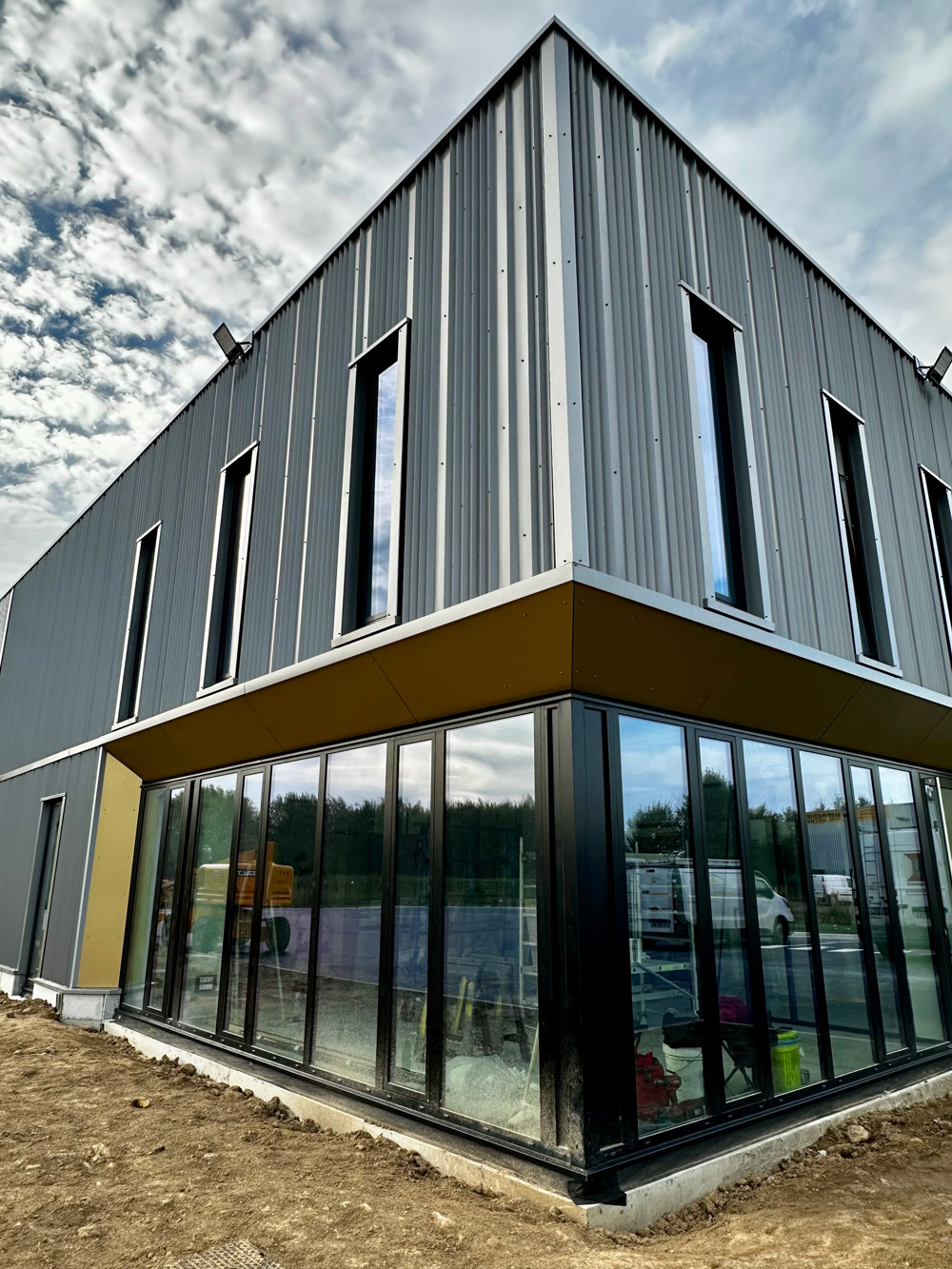 Salti Arques 2025 Industrie Bâtiment d’activité Immeuble d’entreprise Immeuble industriel Bureau Maitrise d’œuvre Ingénierie Construction Rénovation Réhabilitation